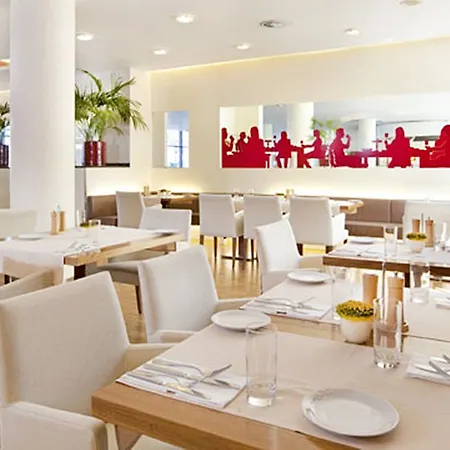 Nh Hotel Praga