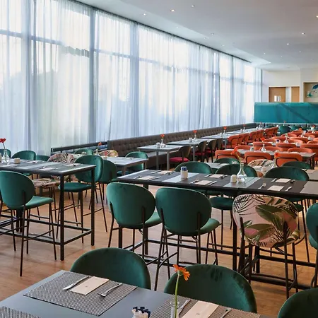 Hotel Nh Praga