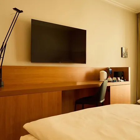 Hotel Nh Praga