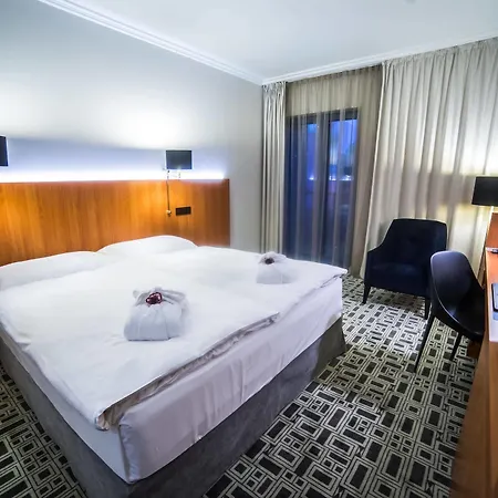 Hotel Nh Praga