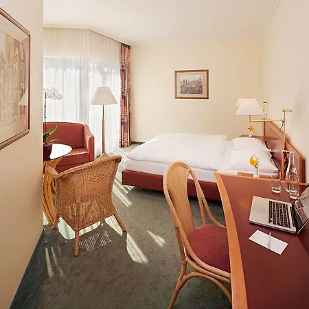 Hotel Nh Praga