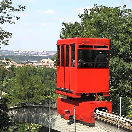 Szálloda Nh 4*