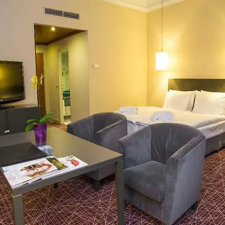 Nh Hotell Prag